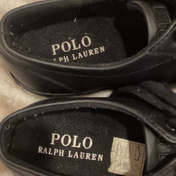 Polo Ralph Lauren Triple Black Lace-up Sneaker, Size 6 - Picture 9 of 14